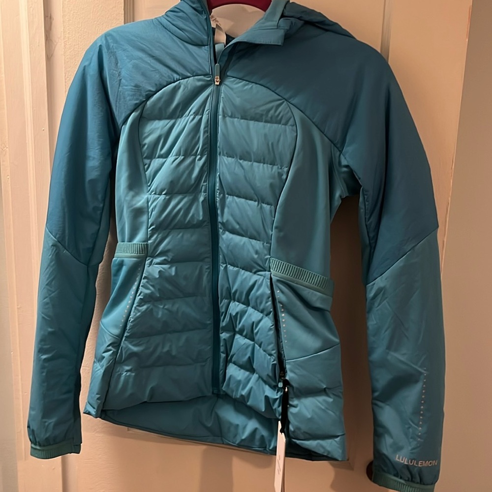 TEAL LULULEMON RUNNING COAT